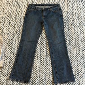 Low rise jeans